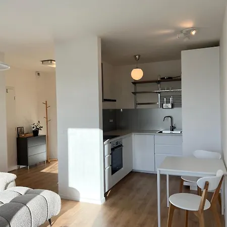 Apartment Contemporary Airport Retreat Bratislava