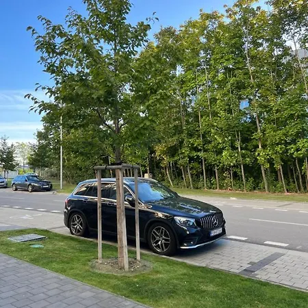 Apartment Contemporary Airport Retreat Bratislava